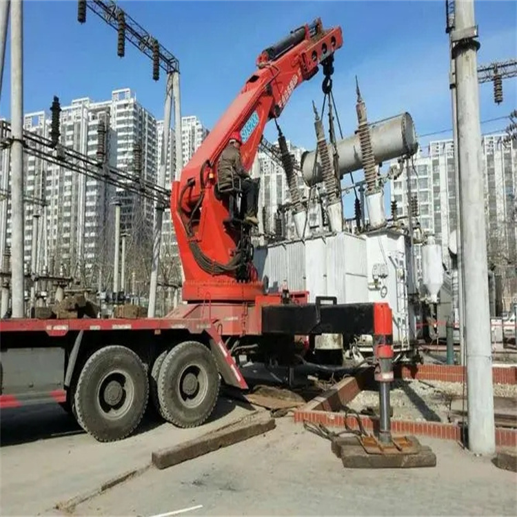 兴山就近吊车出租|工地厂房吊装设备租赁|24小时高效响应