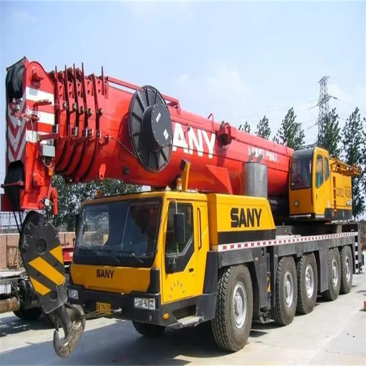 兴山附近工地哪里有吊车出租|应急吊装服务|24小时灵活调度