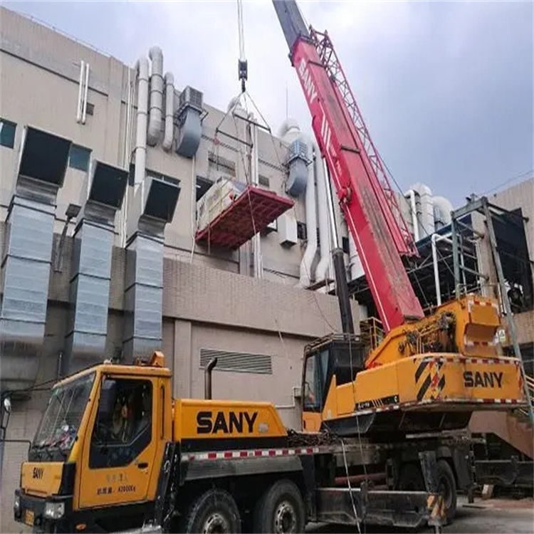 兴山租赁大型汽车吊，助力工程项目高效进行