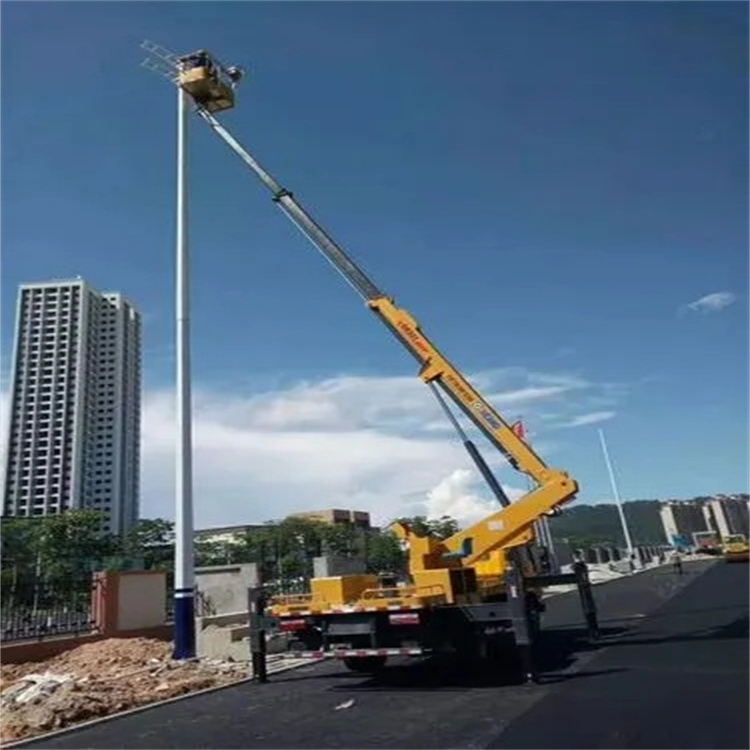 兴山维修路灯的曲臂升降车出租