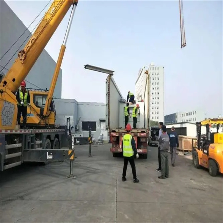 兴山如何找到附近的吊车救援服务