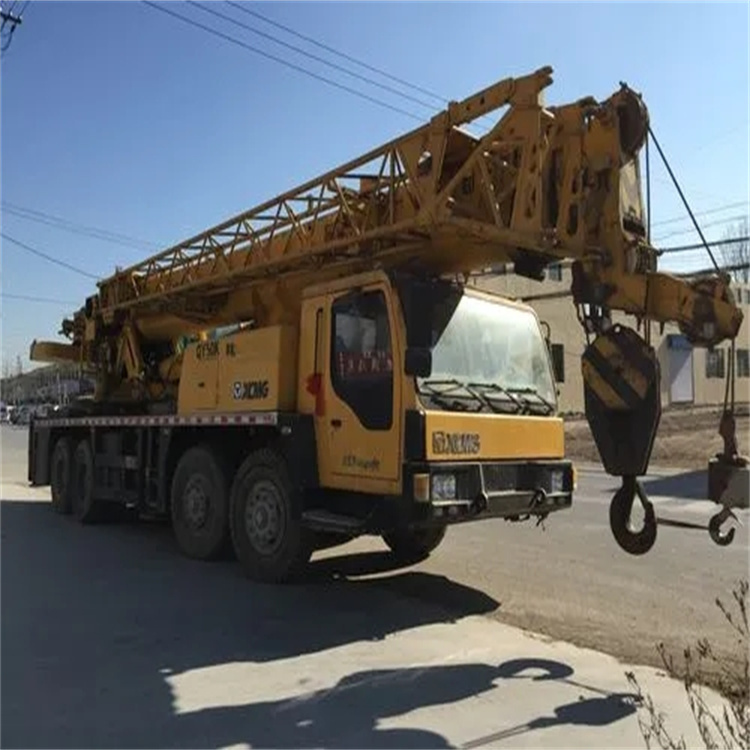 兴山哪里有专业吊车出租